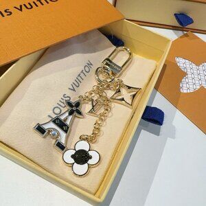 Louis Vuitton Eiffel Tower Keychain